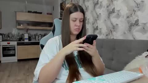 Aletta Oushen online show from December 4, 3:44 pm