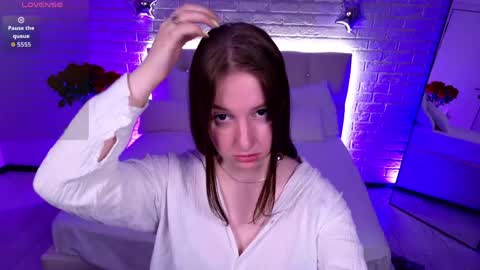 your sweet Lisa online show from June 2, 3:52 am