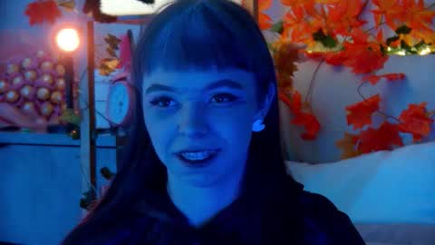 ElisabethDavis online show from October 26, 3:01 pm