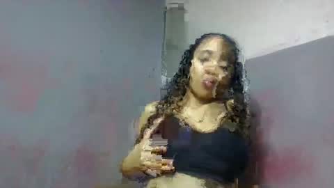 elisabethee online show from April 24, 9:06 pm