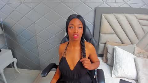 elisabettamonroy online show from September 27, 11:02 pm