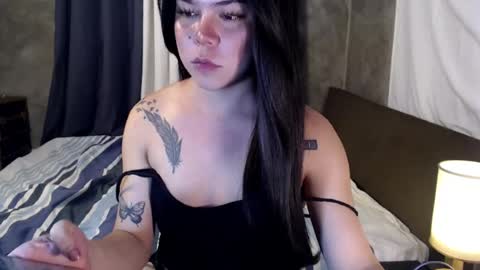 Elise online show from June 5, 10:09 am