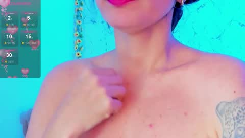 E L I S S A online show from January 12, 1:12 am