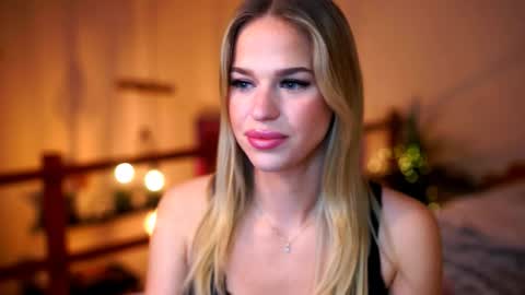 Sunflower  online show from October 30, 7:03 pm