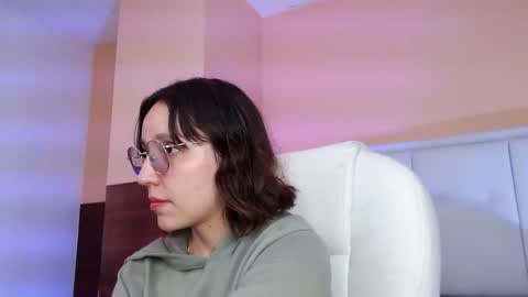 Eliza online show from January 6, 7:29 pm