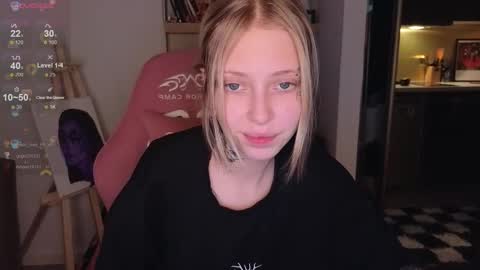 Elizabeth online show from December 5, 5:44 pm