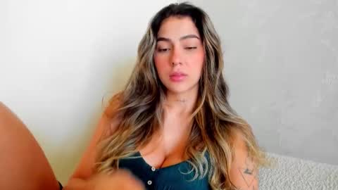 Snapshot of eliza_sanz chatting on October 20, 7:30 pm My name is ElizaPVT is open online show from October 20, 7:30 pm