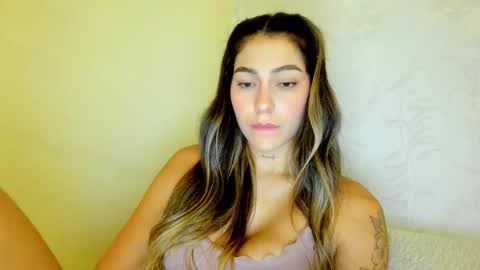 Snapshot of eliza_sanz chatting on October 22, 12:47 am My name is ElizaPVT is open online show from October 22, 12:47 am