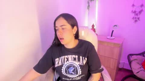 Elizabeth  online show from February 19, 1:21 pm