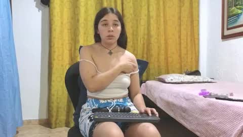 Snapshot of elizabeth_evanz chatting on January 12, 5:24 am elizabeth online show from January 12, 5:24 am