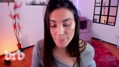 Elizabeth online show from January 16, 6:16 pm