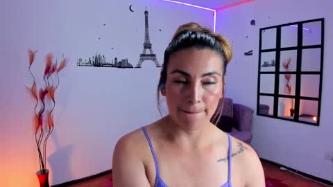 Elizabeth online show from November 14, 2:14 am