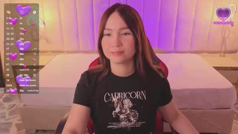 Elizabeth online show from November 30, 2:24 pm