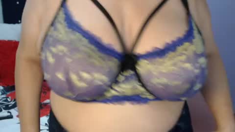 Elizabeth online show from June 15, 10:40 am