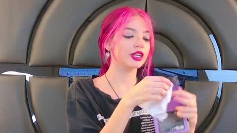 Elizabet online show from January 27, 11:00 pm