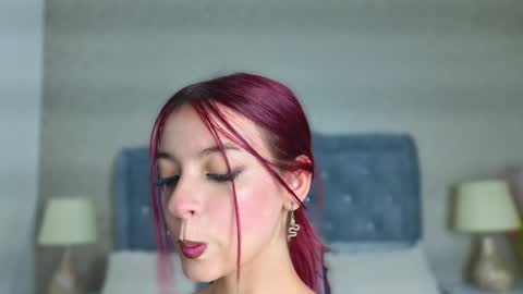 Elizabet online show from June 2, 12:18 pm