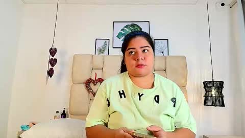 Eliza online show from September 29, 12:59 pm