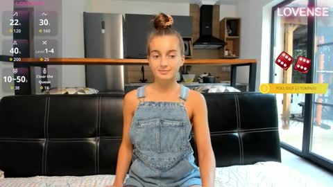 Eliz                               online show from October 12, 11:36 am