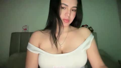 Ella  online show from May 21, 6:20 am
