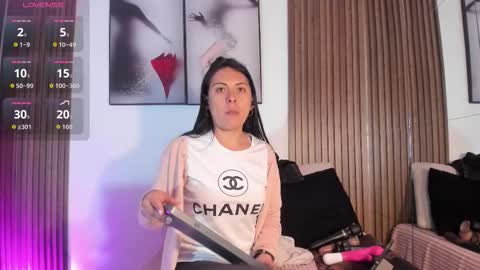 ella rouse online show from October 13, 1:35 pm