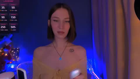 ellaamber online show from March 9, 10:08 pm