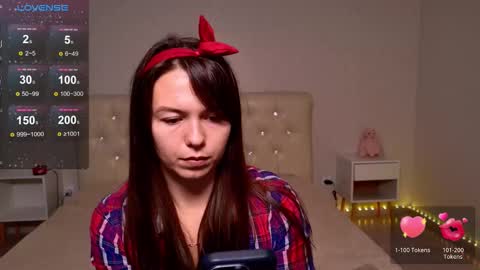 Snapshot of ellacanny chatting on October 21, 5:56 am ellacanny online show from October 21, 5:56 am