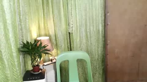 Ellah online show from September 10, 4:41 pm