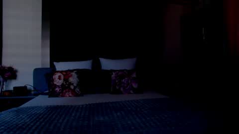 ellalux online show from May 5, 7:03 am