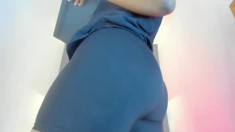 Ella online show from September 9, 11:54 am