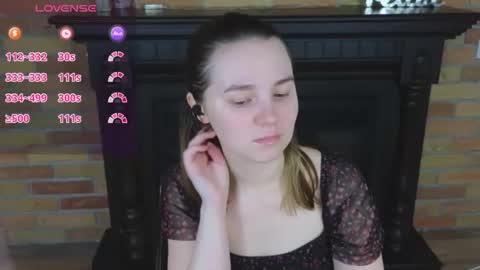 Ellie online show from April 13, 8:29 am