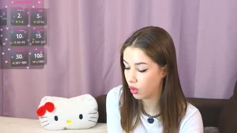 Snapshot of ellie_miller_ chatting on October 22, 7:59 pm ellie online show from October 22, 7:59 pm