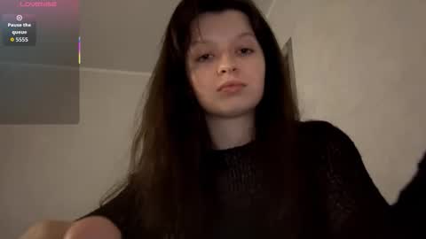 Ellie online show from March 19, 3:39 pm