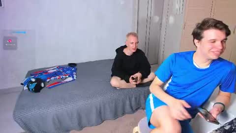 elliot_winki online show from July 21, 6:21 pm