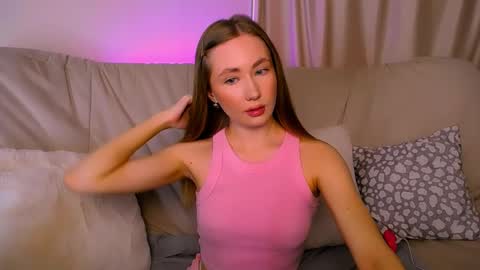  Elly  online show from March 25, 3:24 am