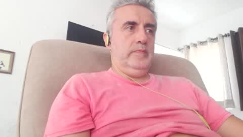 fer online show from March 1, 9:52 pm