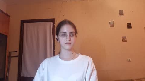 Kate online show from July 6, 2:25 pm