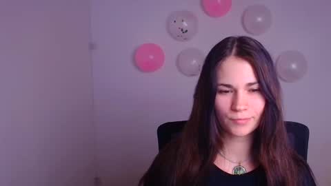 Elsa online show from February 18, 8:03 pm