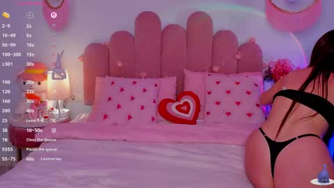 Elsa online show from February 20, 1:13 pm