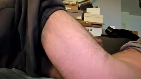 eltonyoo online show from April 21, 5:14 am