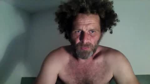 elyjahoye online show from April 13, 9:30 pm