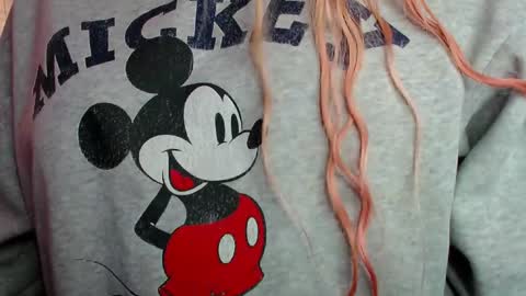 Ely online show from February 15, 9:35 pm