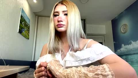 Viktorie online show from May 31, 5:39 am