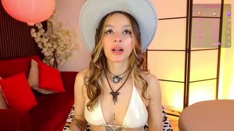 Elysia online show from March 21, 3:49 pm