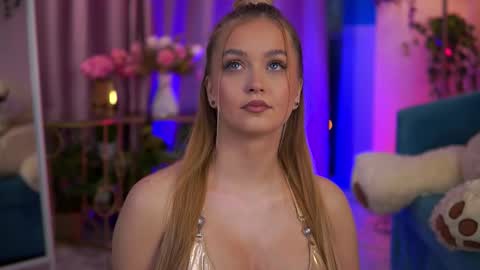 Elyssa online show from January 6, 7:40 pm