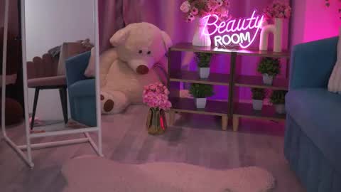 Elyssa online show from February 12, 7:28 pm