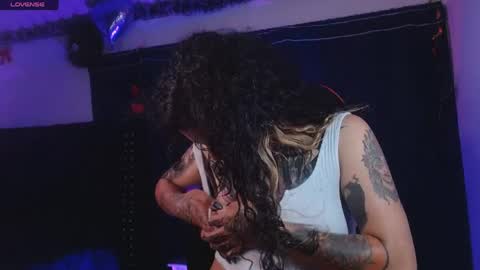 ema_ploxx online show from March 19, 3:23 am