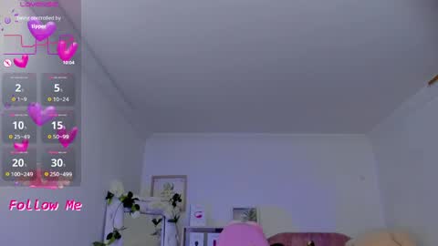 Snapshot of ema_tayy chatting on March 11, 7:35 am Ema online show from March 11, 7:35 am