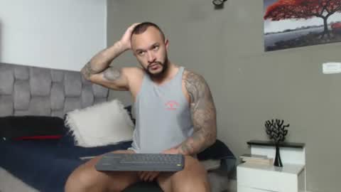 emanuelspencer online show from June 23, 4:42 am
