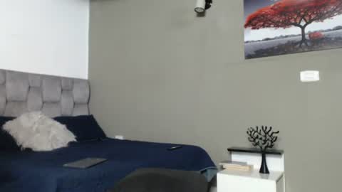 emanuelspencer online show from June 29, 3:36 am