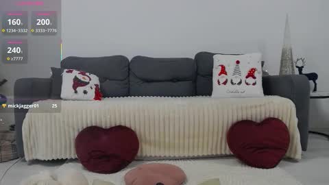 emawil online show from December 20, 3:19 pm